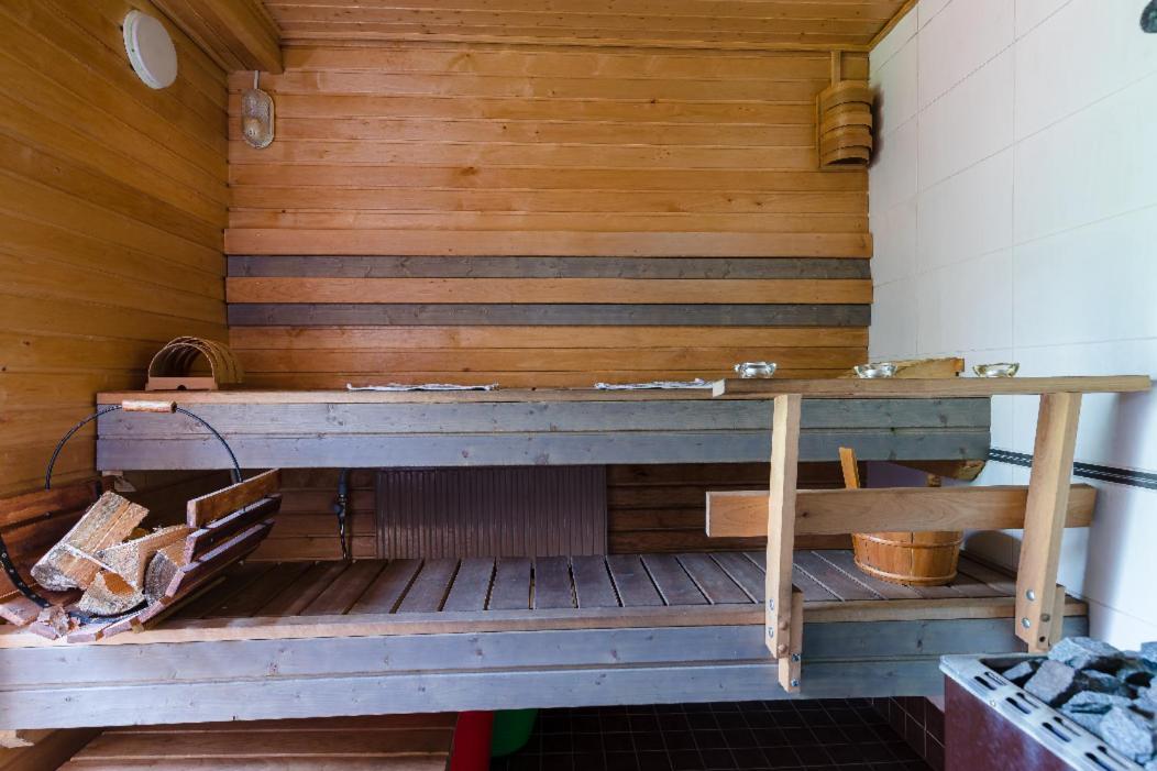 Poppelstrand Nuuksio, Pet Friendly Guest Apartment Luaran gambar