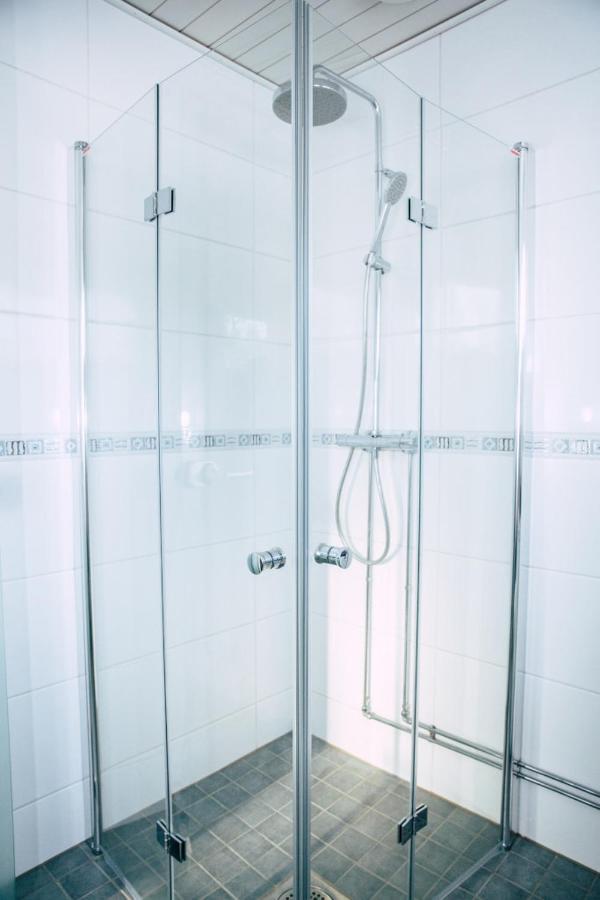Poppelstrand Nuuksio, Pet Friendly Guest Apartment Luaran gambar